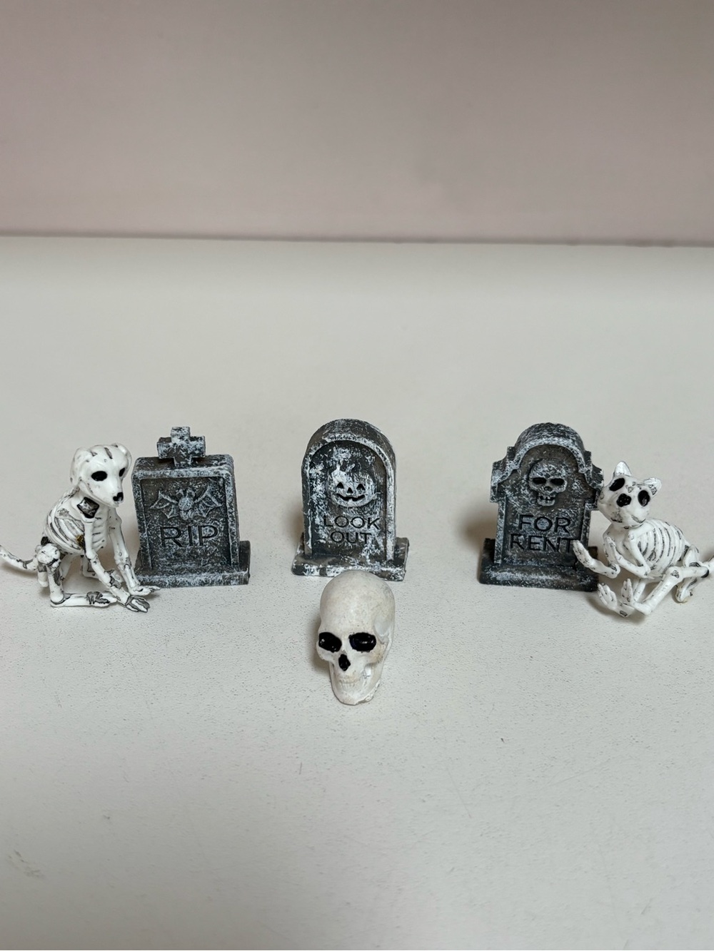 Halloween Miniature Graveyard Figurine Set